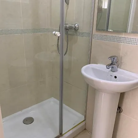 Service Lazaro- Aguamarina 26 * Κάλπε