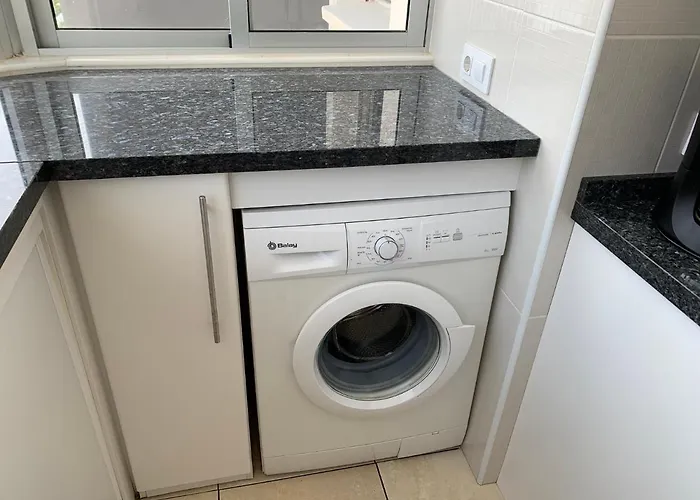 شقة Service Lazaro- Aguamarina 26 *